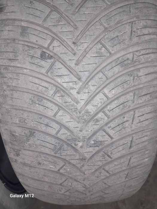 Opony całoroczne 17' 225/45