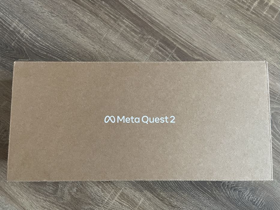 VR очки Oculus Meta Quest 2 в идеальном состоянии