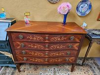 Cómoda antiga estilo D. Maria - Muito bom estado geral