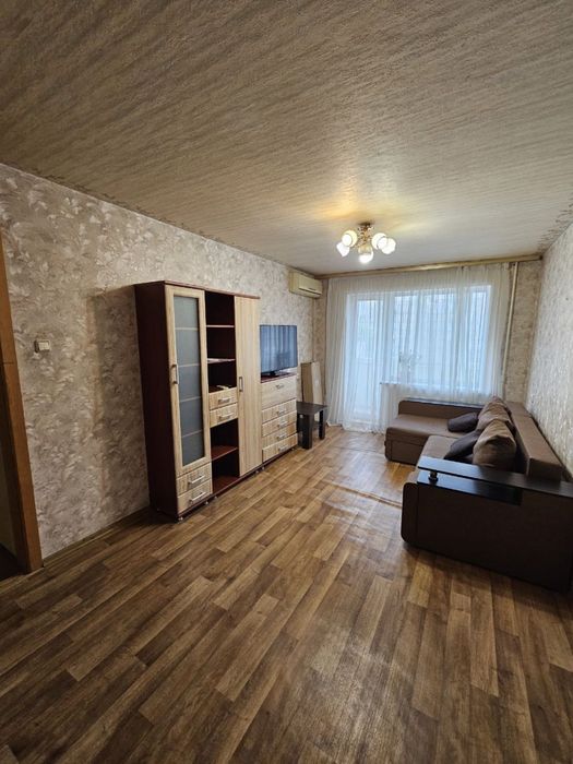 Зх комнатная квартира Победа (бульвар) 47000 ус. ед.