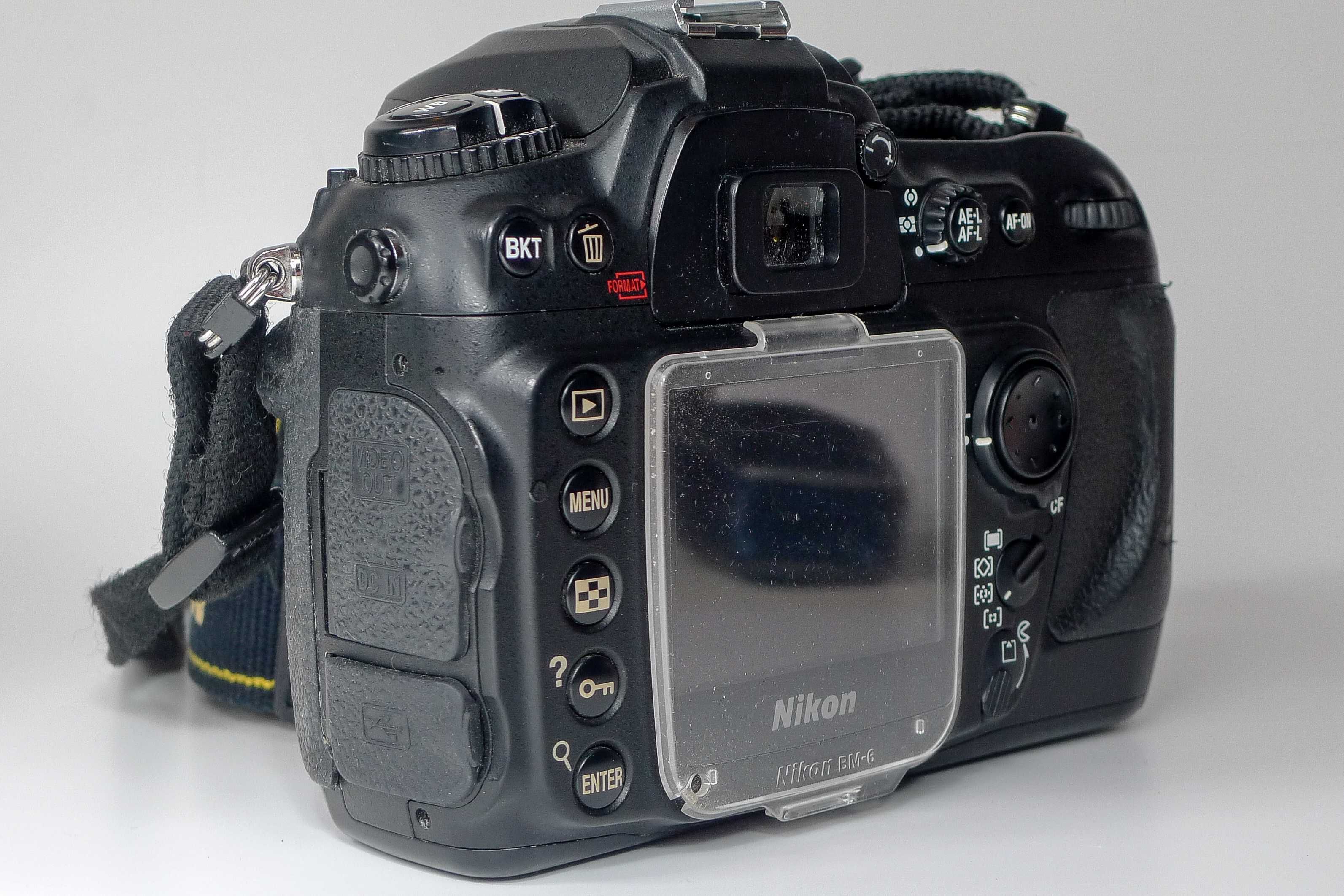 Nikon D200 aparat w dobrym stanie, przebieg 35700 zdjęć