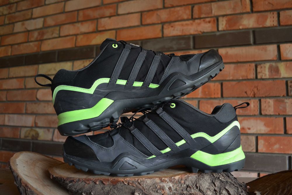 Трекінгові кросівки Adidas Terrex Gore-Tex Оригінал Розмір 46 - 29.5