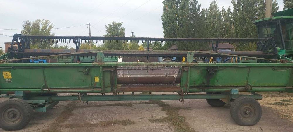 Комбайн John Deere 9500 (1996)