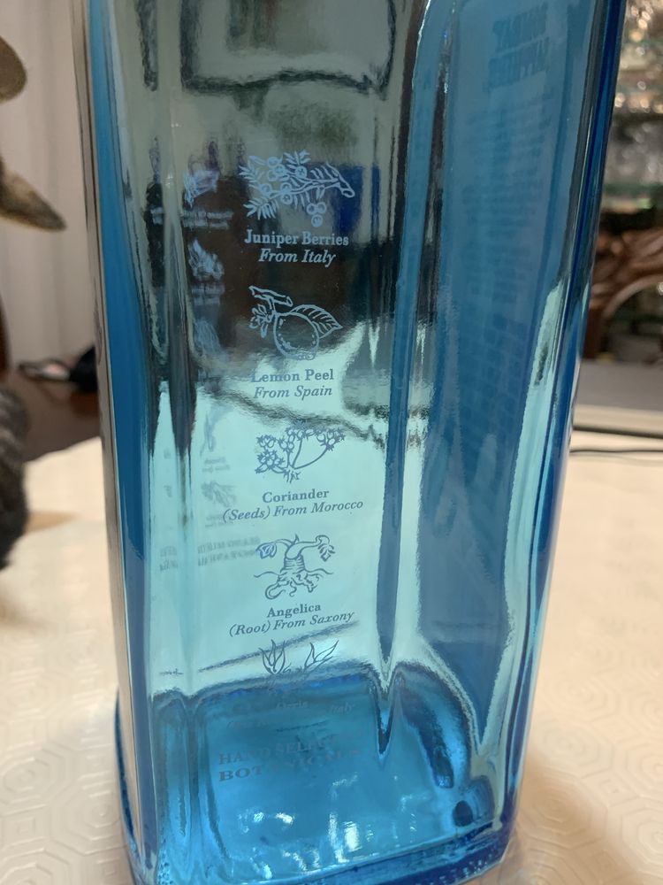 Garrafa Bombaim Safira Gin