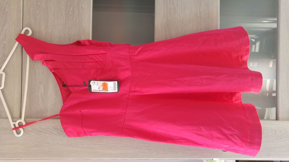 Fuksja różowa/malinowa sukienka fishbone new yorker r.M