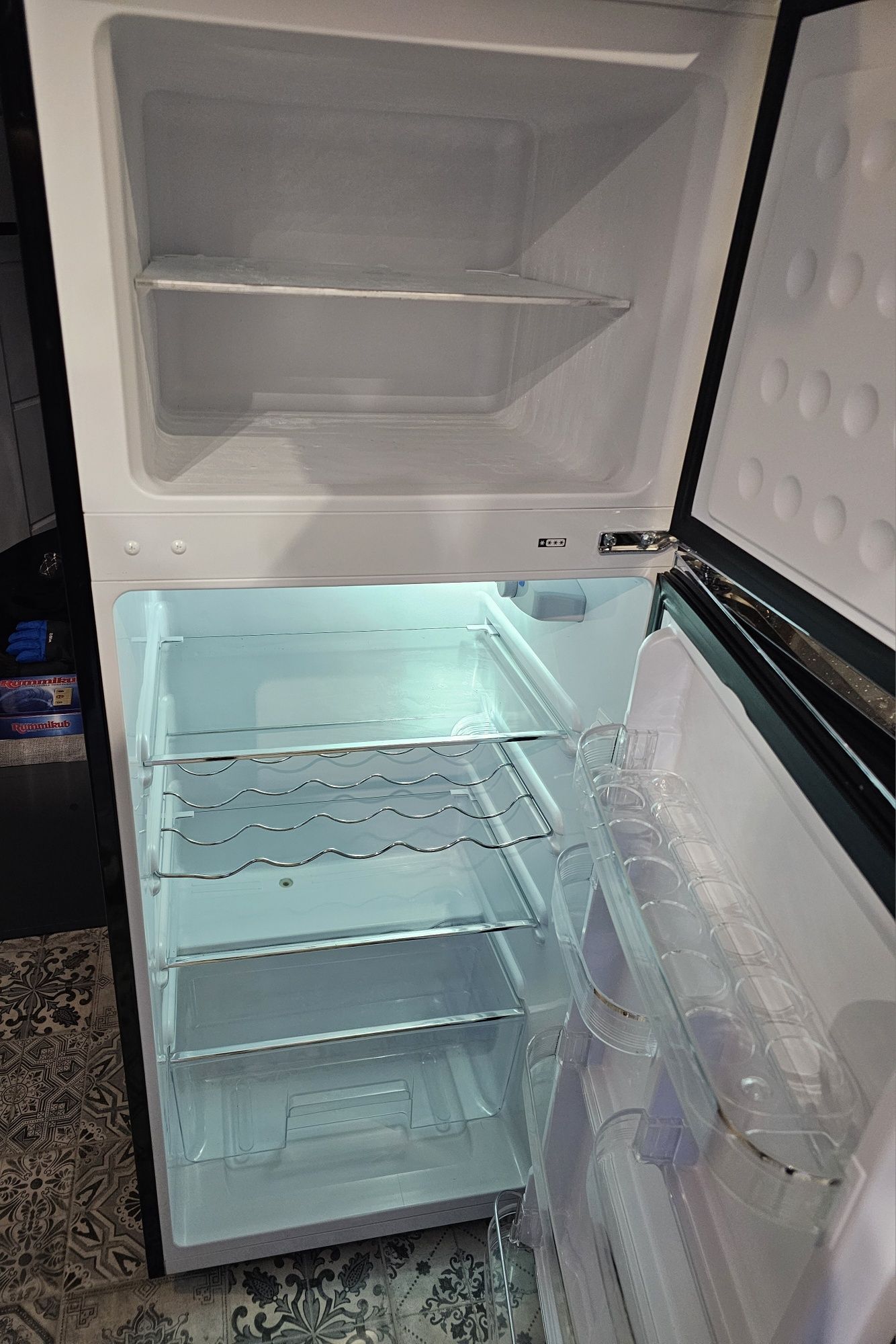 Lodówka Ravanson LKK-210RB w stylu retro Stan Bardzo Dobry