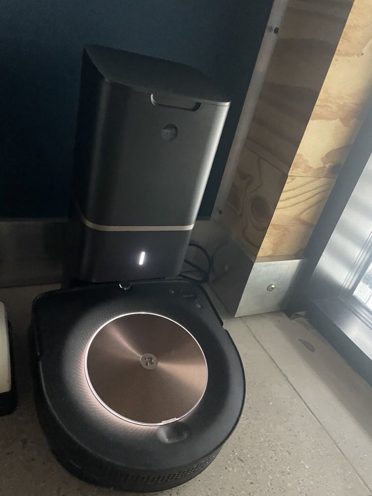 iRobot Roomba s9+  bardzo dobry stan, niski przebieg 80 cykli!