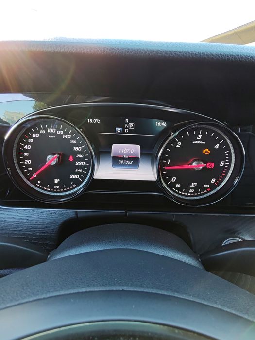 Mercedes Benz E220d
