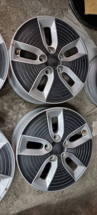 Felgi 5x114,3x16 kia