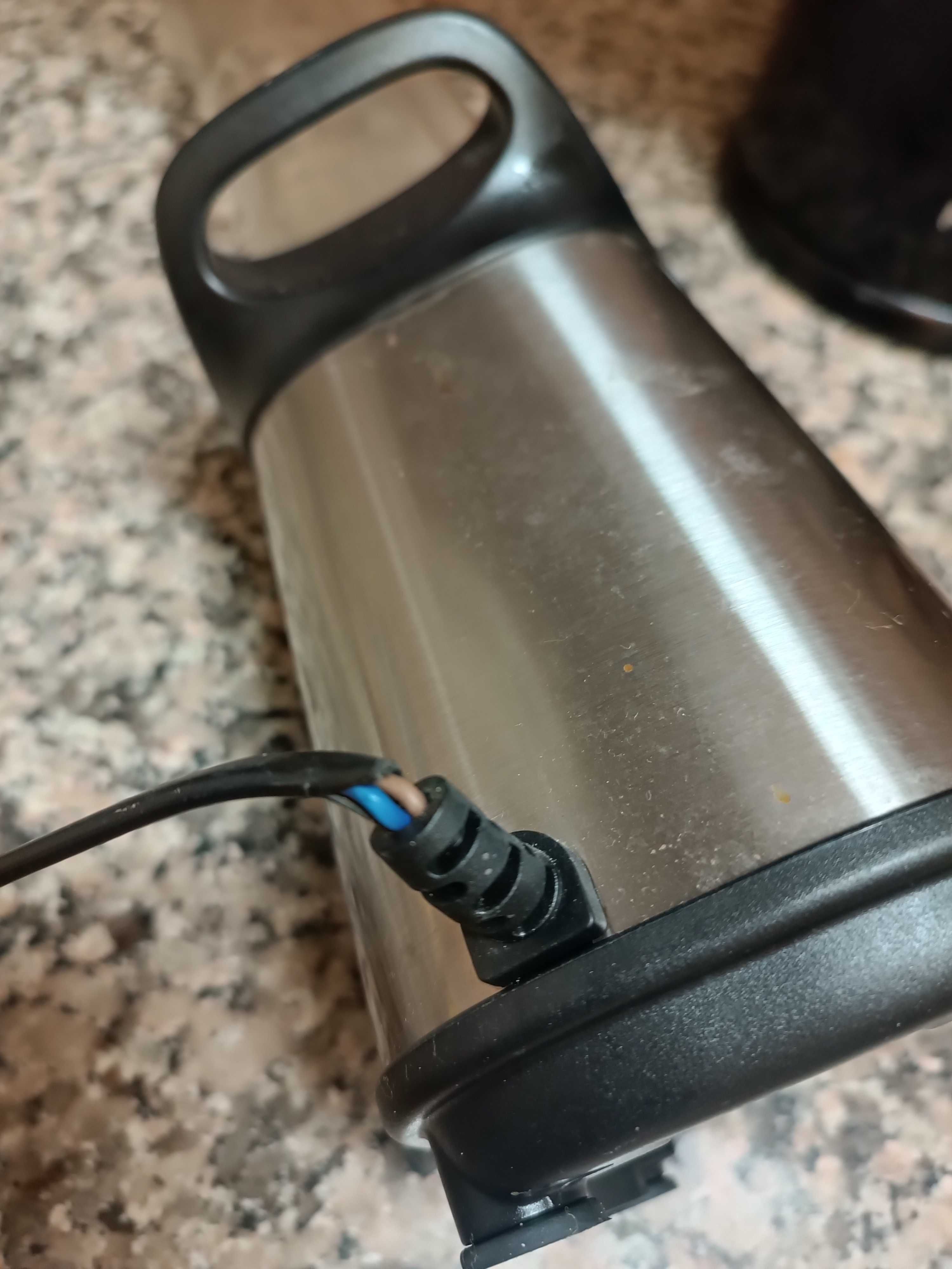 Kit - Mini liquidificador, Tostadeira/Sanduicheira, Jarro elétrico