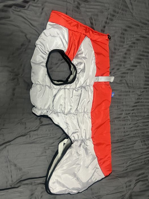 Зимова куртка для великої собачки