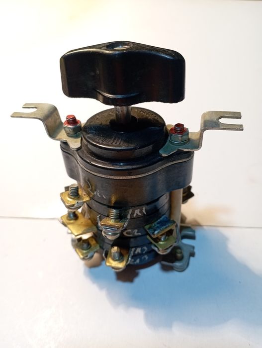 Вимикач пакетний