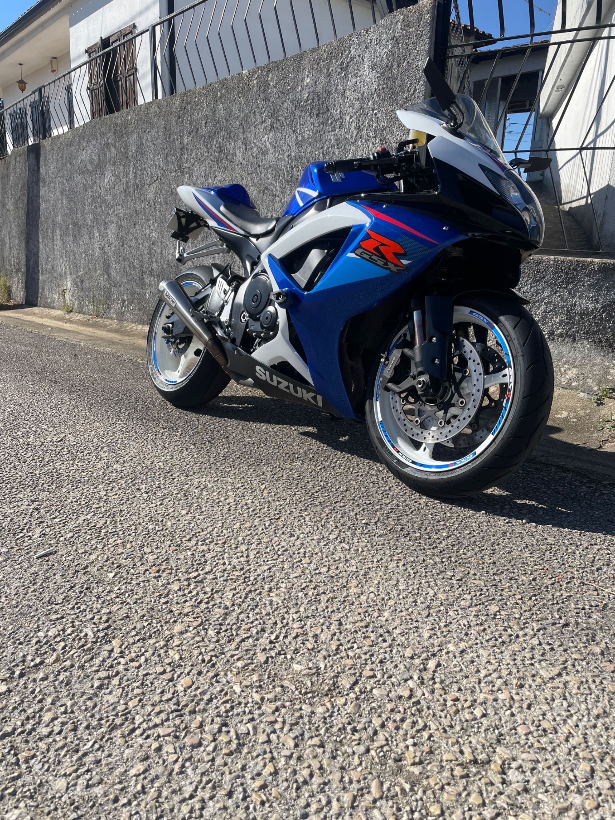 Suzuki GSXR 750 K6
