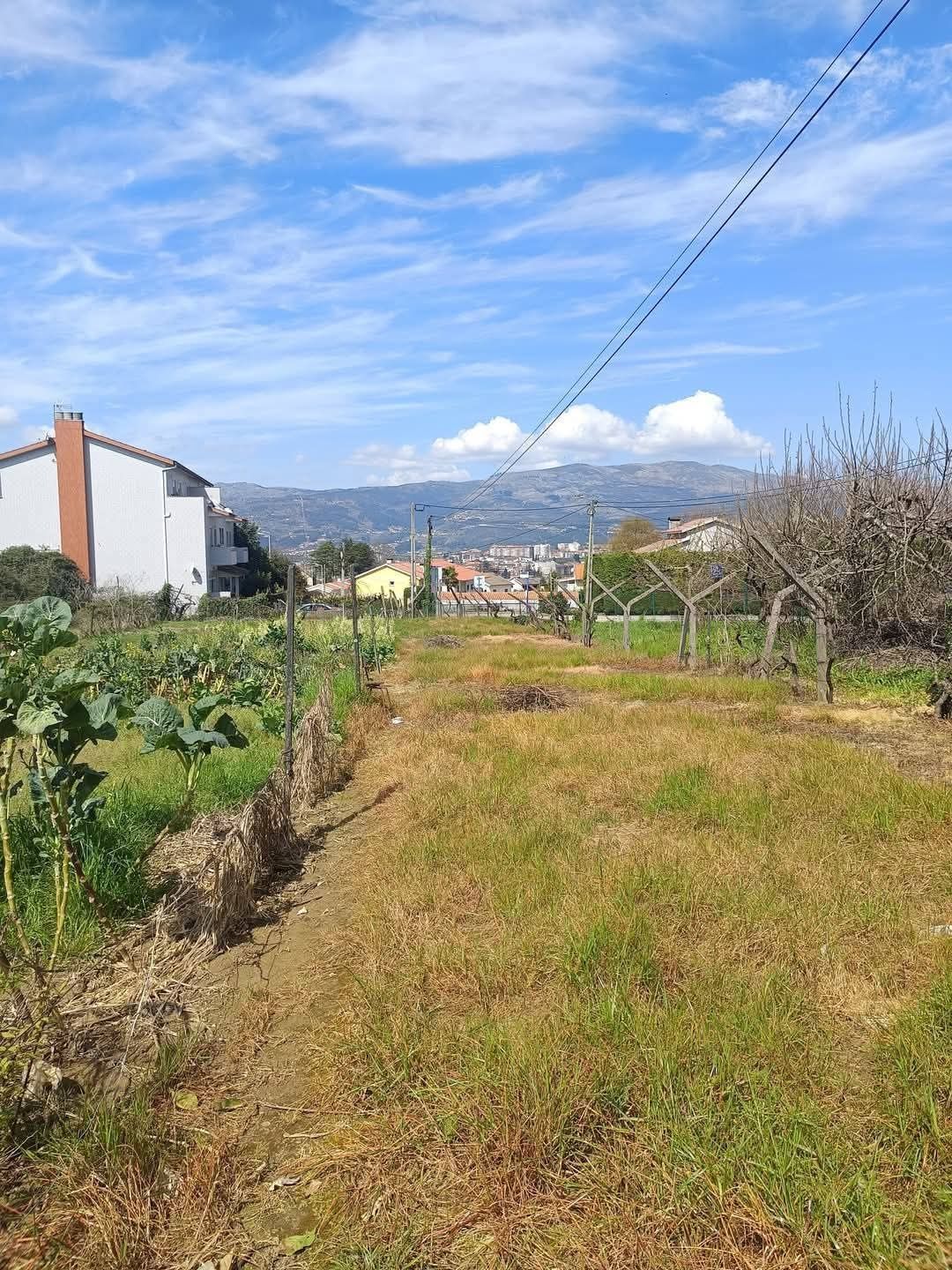 vendo casa com terreno