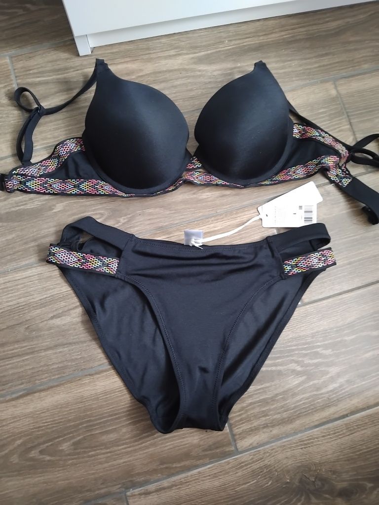 Strój super push up L esotiq