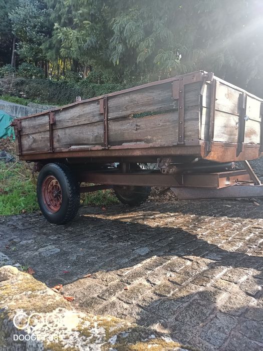 Reboque/atrelado para trator agricola