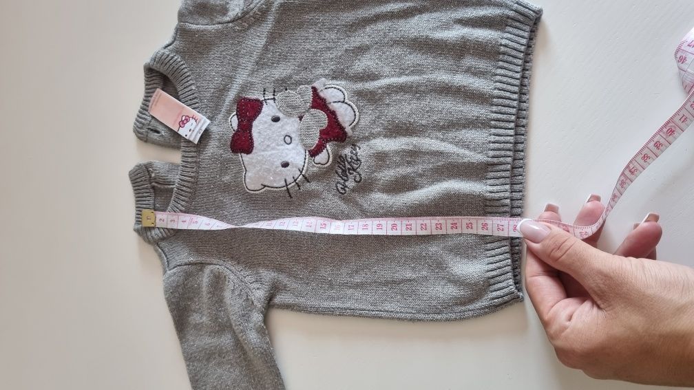 62 Disney C&A Sweter sweterek Hello Kitty szary srebrna nitka bluzka d