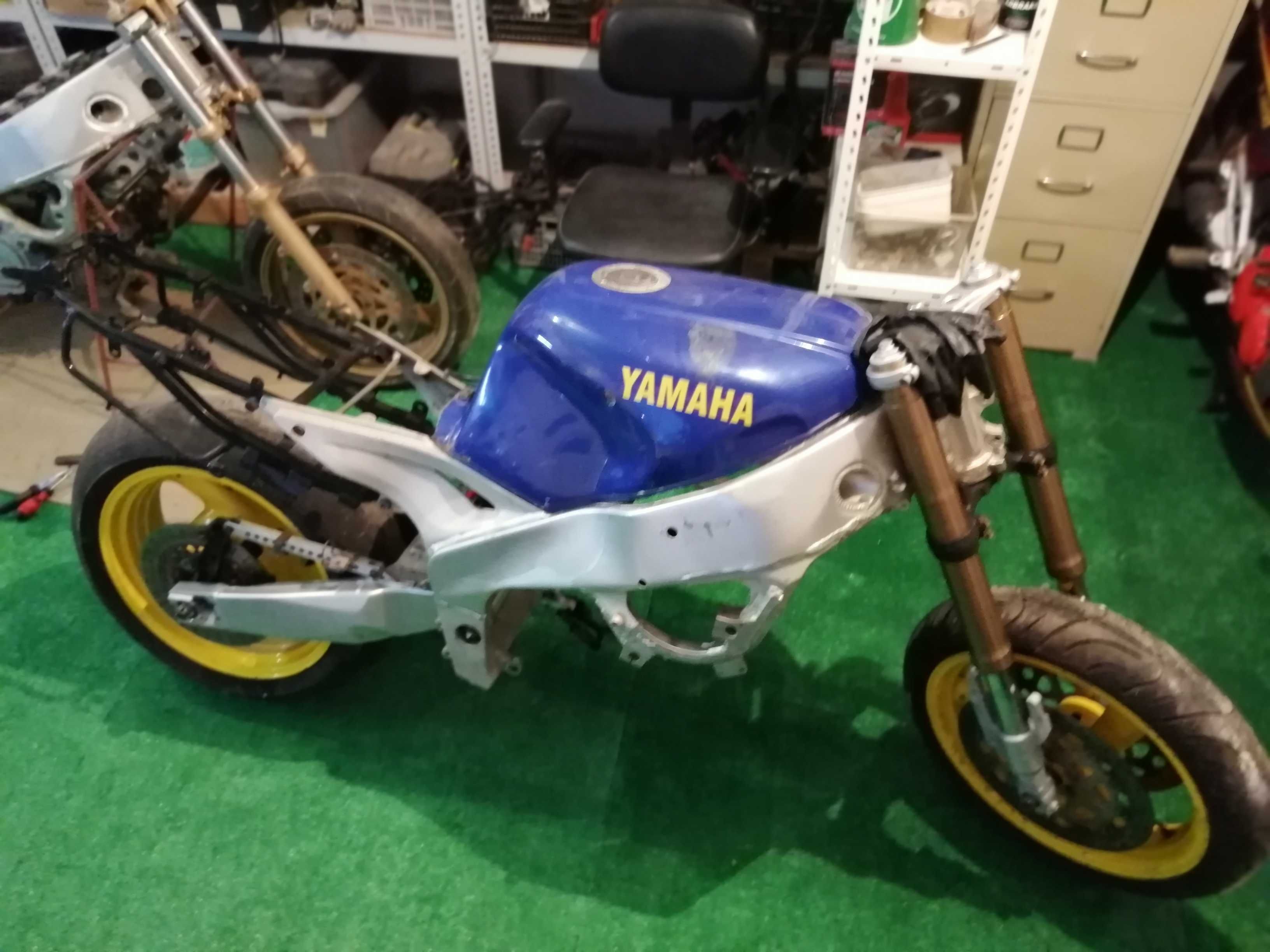 Peças Yamaha FZR 1000