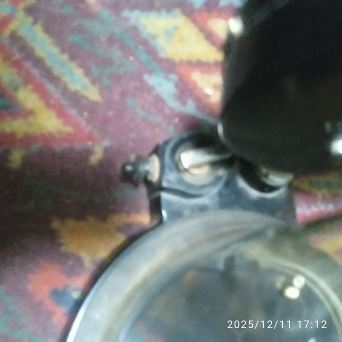 Продам прибор вакуумная колба.