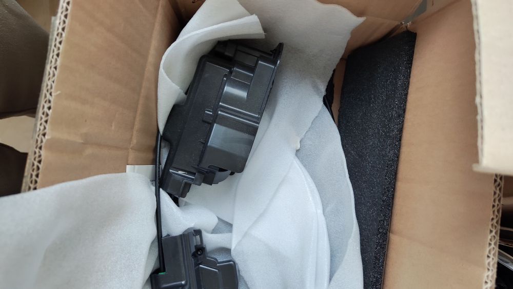 Доводчики дверей Tesla model 3 Y