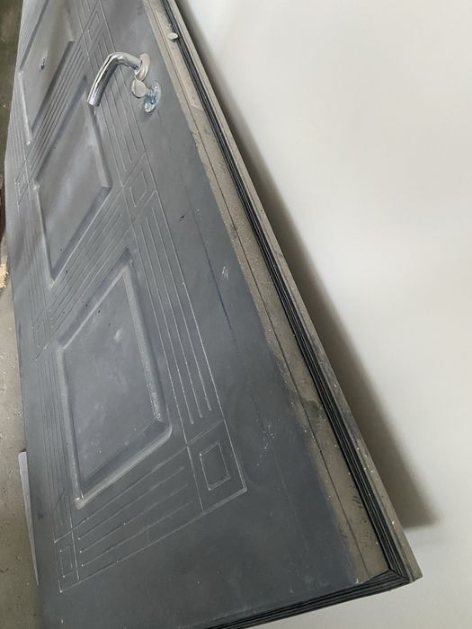 Двері металеві(броньовані) вхідні, колір антрацит