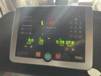 3 Passadeiras TECHNOGYM “funcionar perfeitamente”