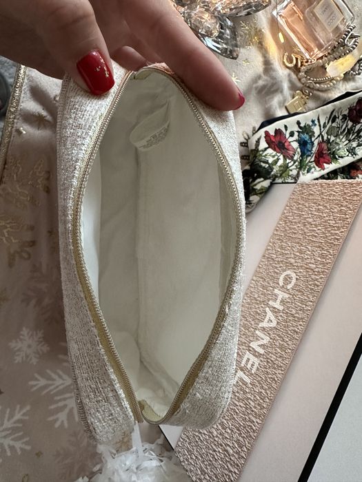 Chanel pouch torebka bag kosmetyczka