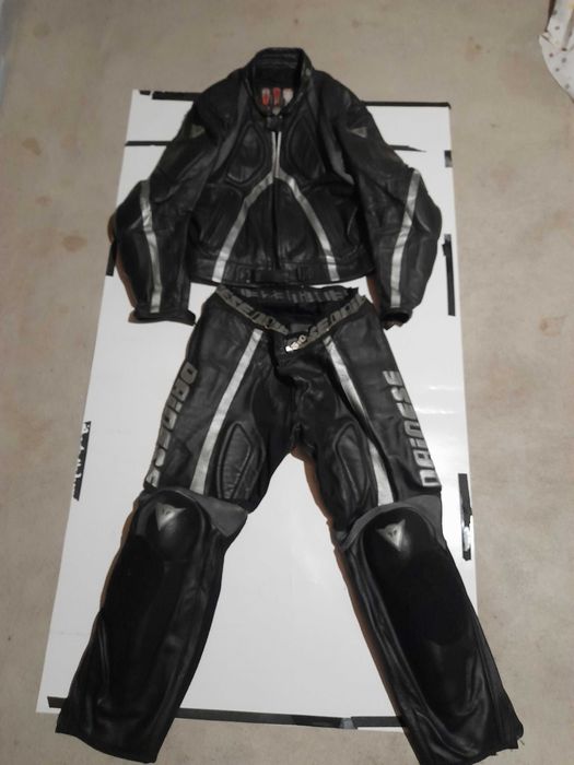 Vendo fato daineseem muito bom estado