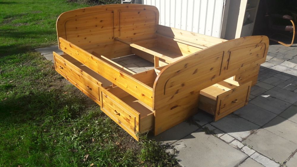 Lozko rama 180x200 z szufladami drewniane