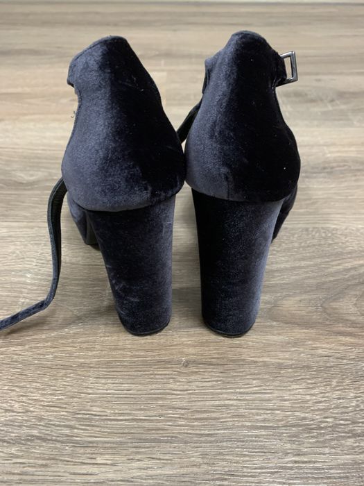 Туфлі Silvian Heach Італія