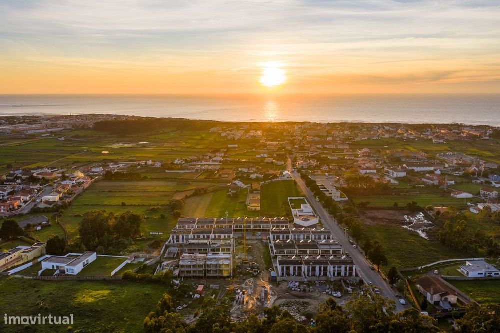 Moradia T4 de Gaveto de Luxo | Aldeamento João Paulo II – Esposende