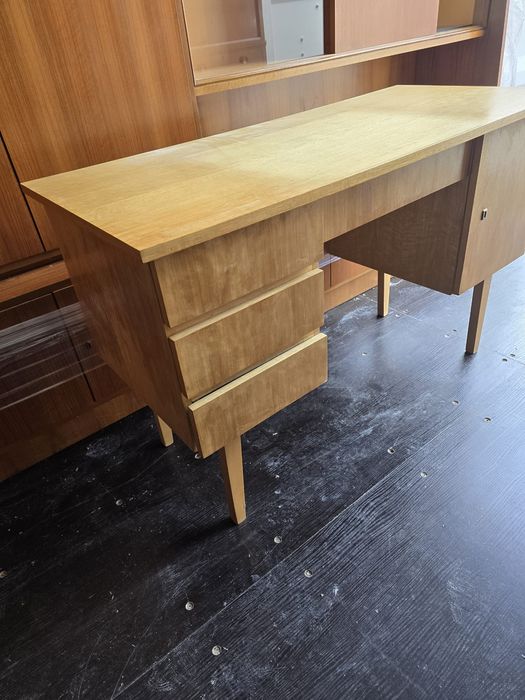 Biurko Vintage, PRL, patyczak, Skandynawia, DDR