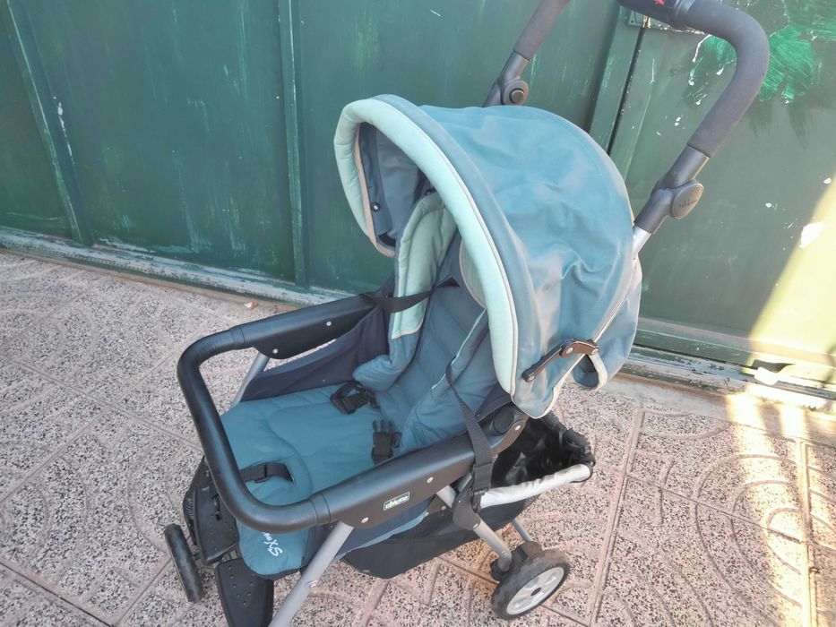 Carrinho de passeio bebé