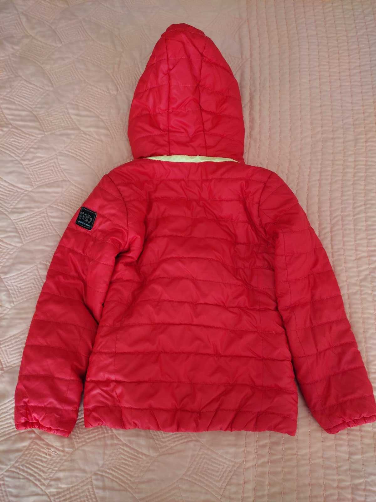 Демісезонна куртка для дівчинки
5-6 років