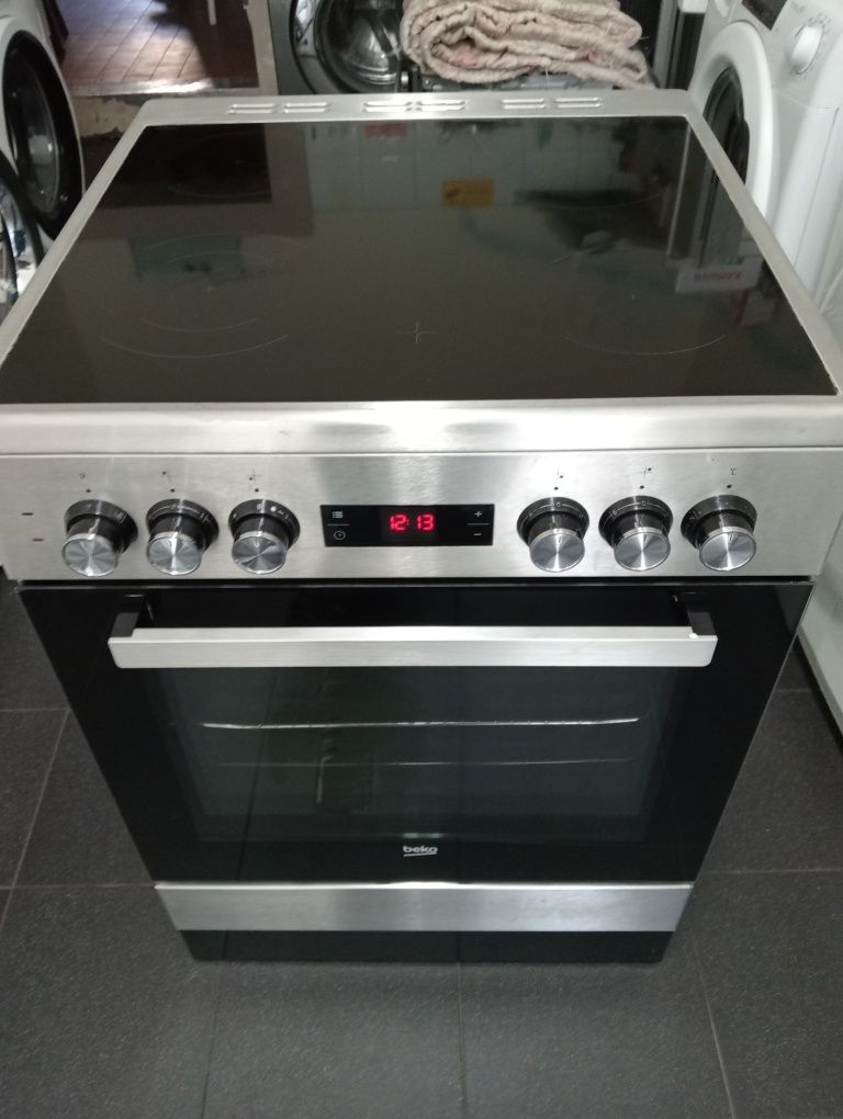 Fogão Vitrocerâmico Beko