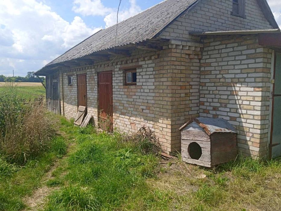 Продам будинок с.Ужова 25 км від Луцька Ковельська траса