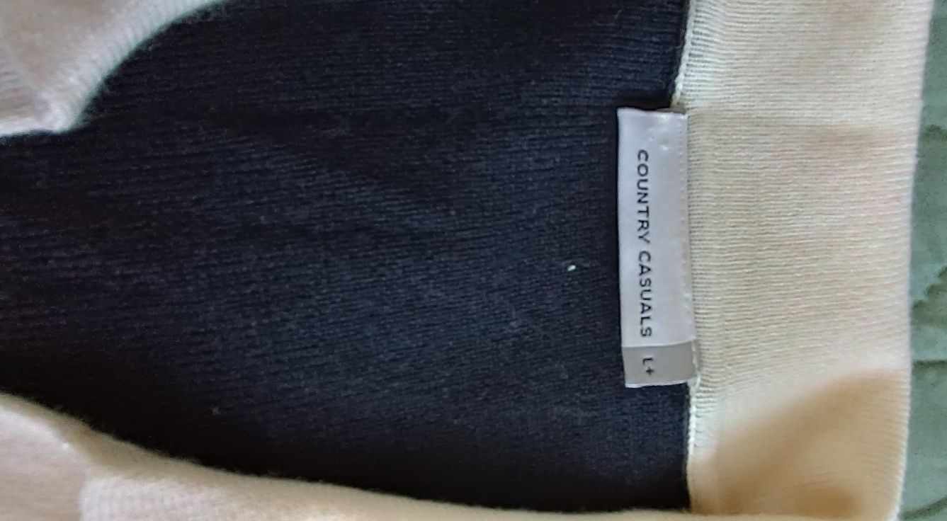 Zapinany kardigan sweter lub sukienka L+ z kołnierzykiem