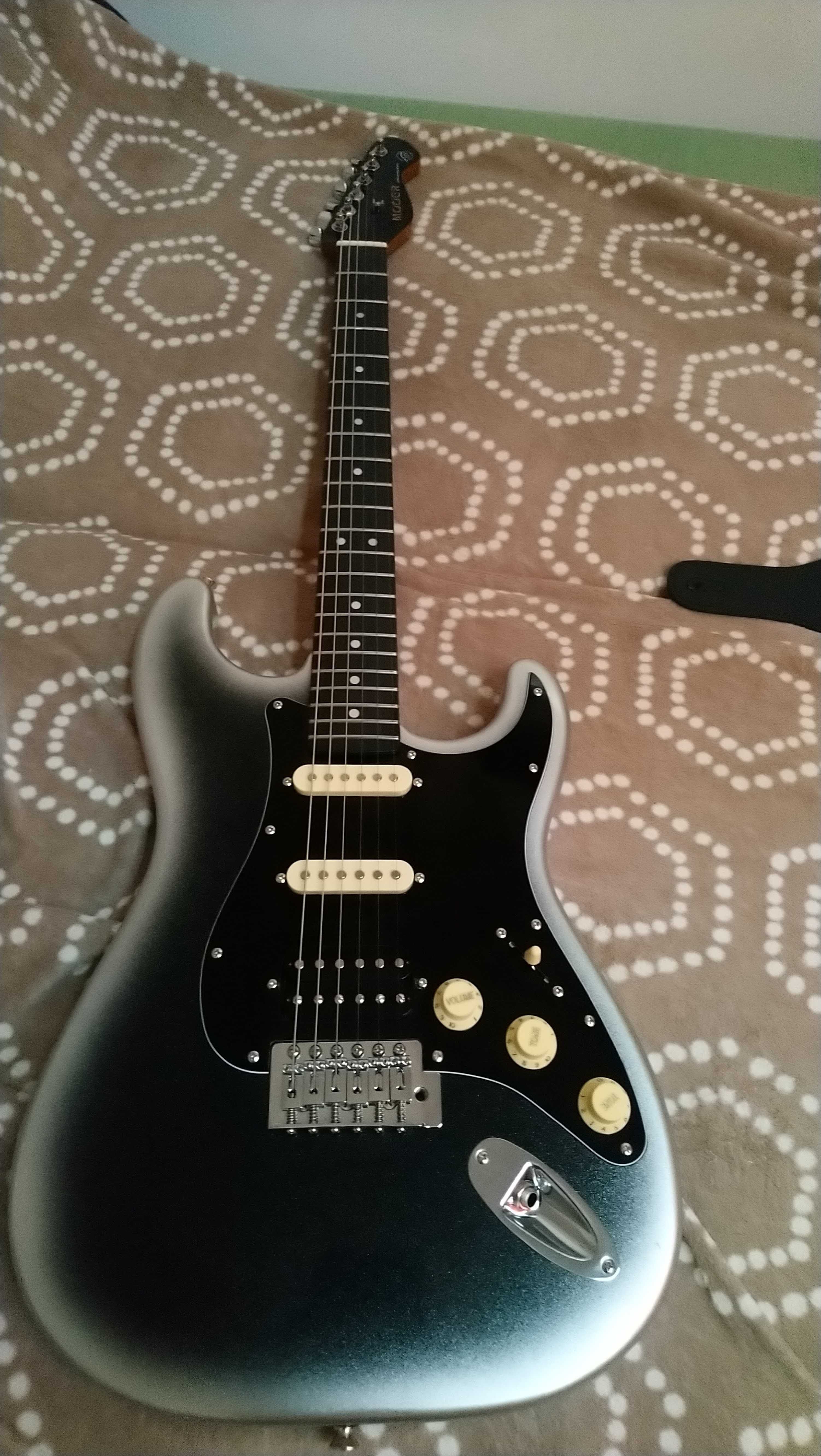 Sprzedam gitarę elektryczną mooer stratocaster