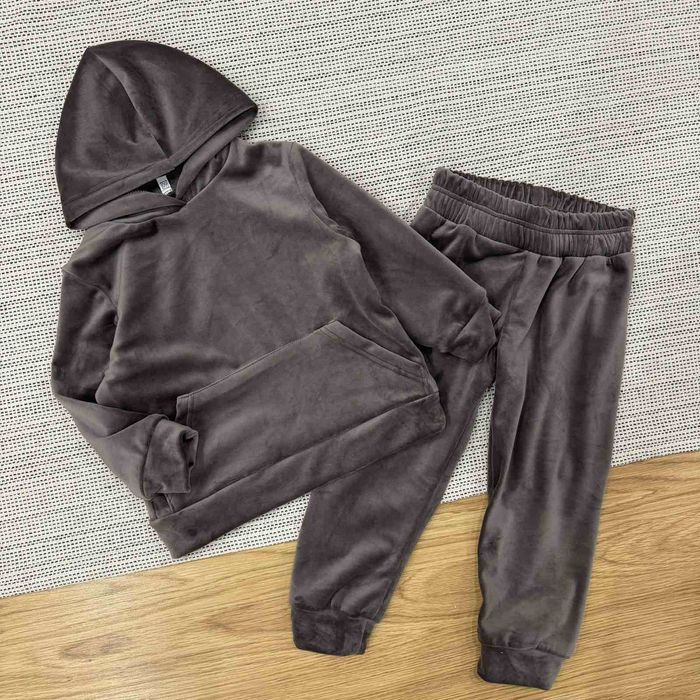 Розпродаж 64р та 76р! Дитячий утеплений велюровий костюм