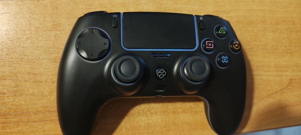 Pad FR-TEC FT 0044 OBSIDIAN do pcc, ps4, switch, android, ios.