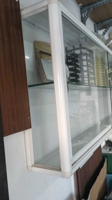 Vendo prateleira estante fecho de loja