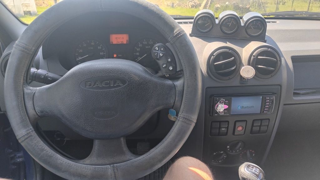 Dacia Logan 2007 niski przebieg. Ważne PT i OC.