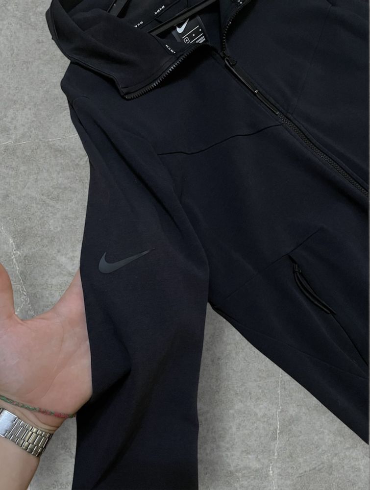 Кофта Nike Tech Fleece чорна Оригінал