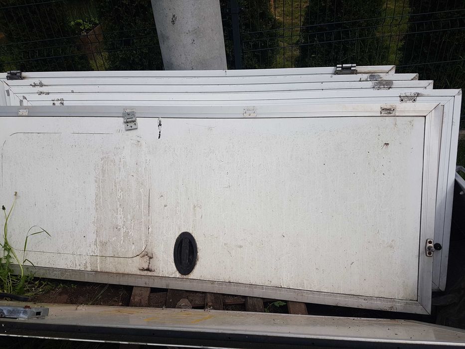 Drzwi kontener tył o wymiarach 95,5x1,94