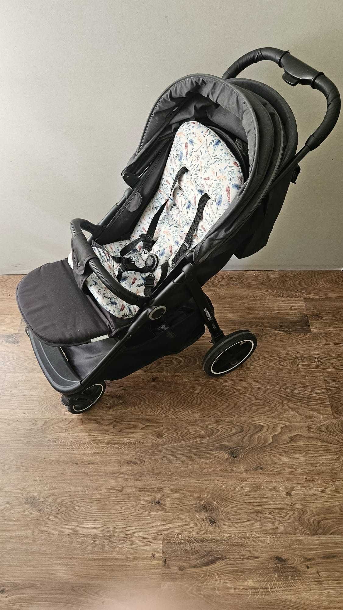 Wózek ,typ spacerówka. Baby Design COCO.