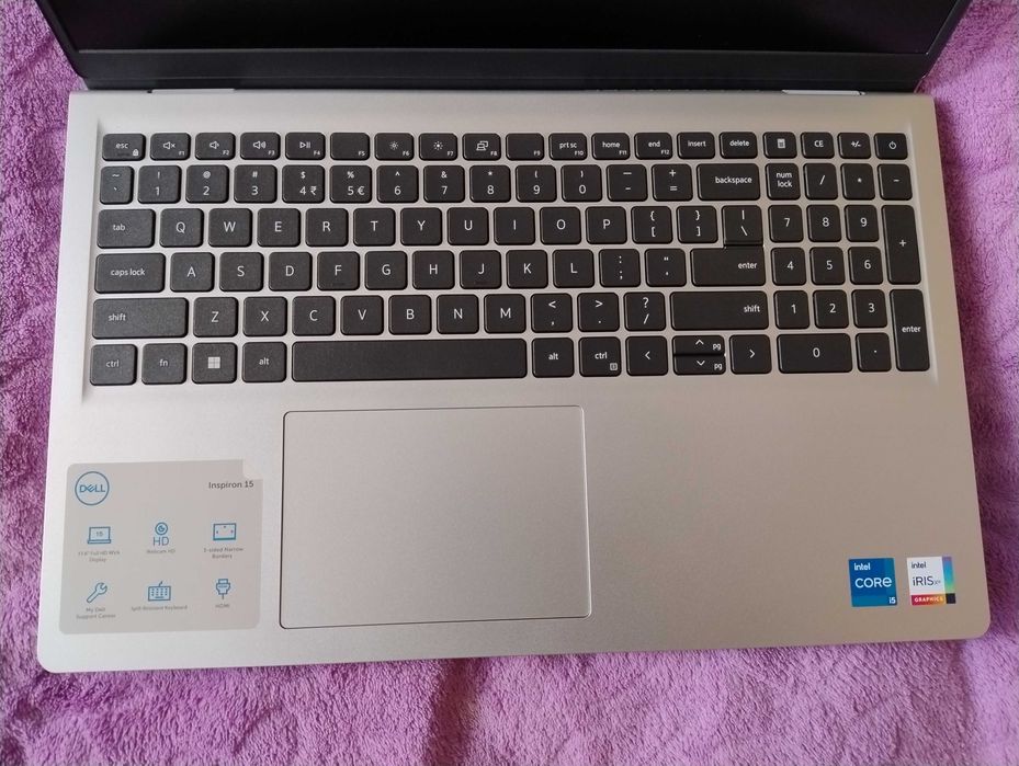 Sprzedam nowy laptop firmy dell