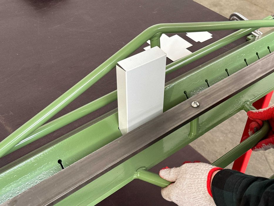 Zaginarka warsztatowa segmentowa ZRB-S 1250/1,2 mm Dachdecker NOWOŚĆ