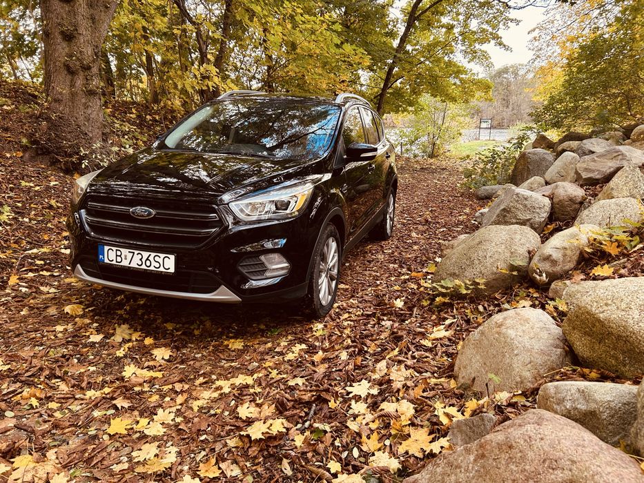 Ford Kuga 2017 • 4x4 • Benzyna • Automat • Czarne skóry