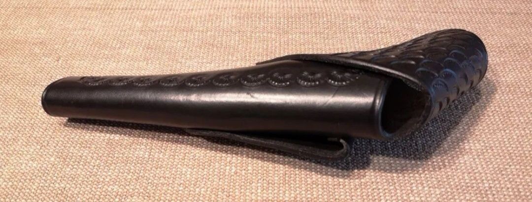 Kabura dedykowana do rewolwerów o lufie do 5,5 ", np. Remington.