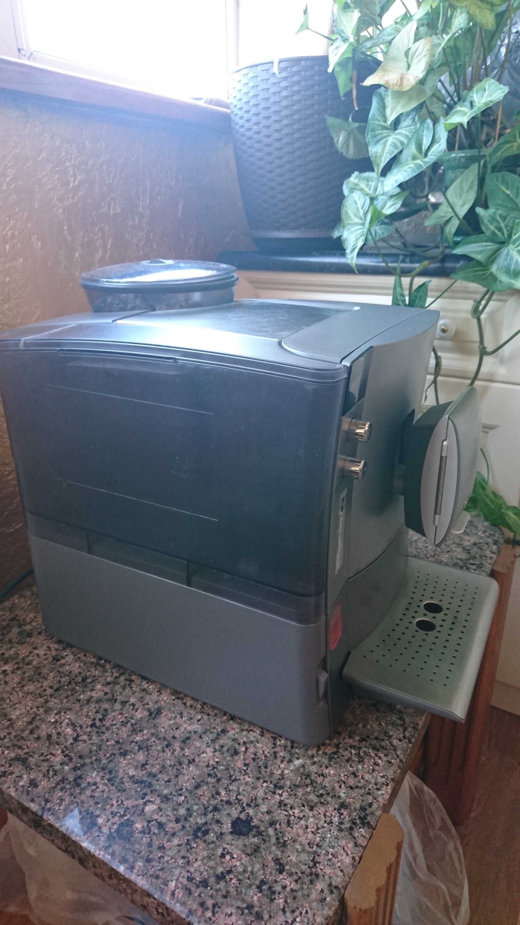Кофемашина Бош обслужена.